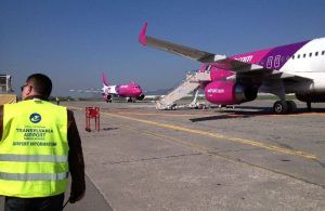 Peti Andras, anunţ despre reluarea zborurilor la Aeroportul Internaţional „Transilvania”