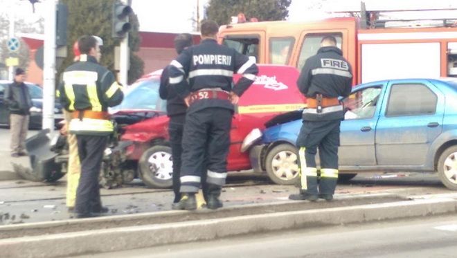 FOTO: Accident cu o victimă, pe strada Gheorghe Doja