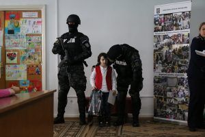FOTOGALERIE: Poliția Română și-a premiat micii admiratori cu ocazia zilei sale, la Târgu-Mureș
