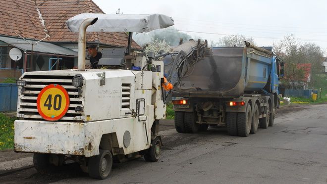 Au început lucrările de plombare a drumurilor județene din Mureș