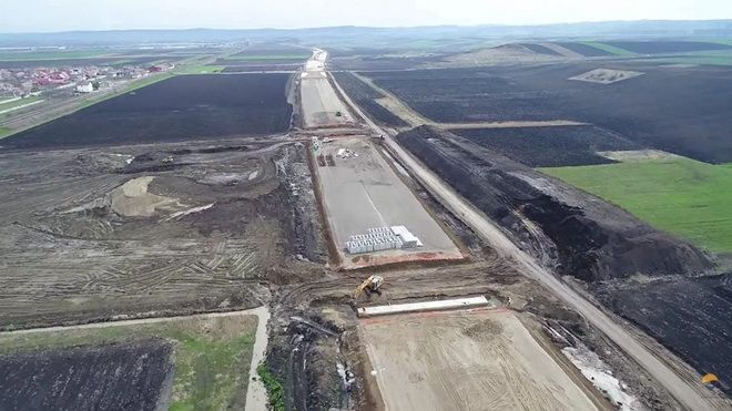 VIDEO SPECTACULOS! Filmare aeriană cu şantierele Autostrăzii A3, Ogra – Câmpia Turzii!