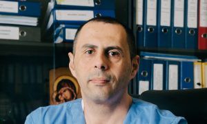 Dr. Ayman Elkahlout: „La IUBCvT Târgu-Mureş am întâlnit o atmosferă caldă care te ajută să vrei să muncești și să dezvolți”