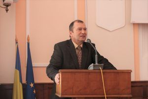 Călin Enăchescu oferă garanții: „Fuziunea nu va duce la dispariția programelor de studii ale Universității «Petru Maior»”