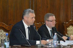 Suplimentări de fonduri la Aeroportul Transilvania și Programul de drumuri