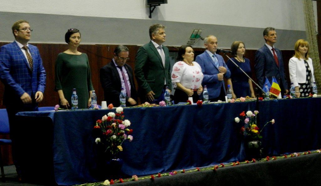 Colegiul Economic “Transilvania” şi-a premiat “Generaţia Centenarului”