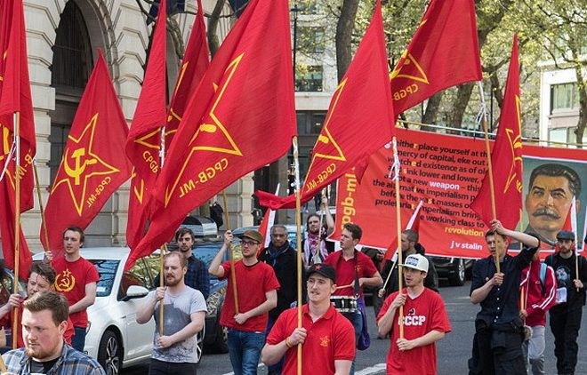 Cronici Britanice: De la 1 Mai laburist la Sărbători Marxiste Fericite