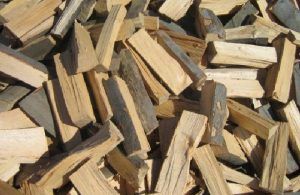 Material lemnos confiscat în Gurghiu