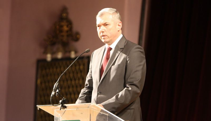 Președintele Consiliului Județean Mureș, amendat cu 50.000 lei pentru folosirea unui simbol al comunității maghiare. Péter Ferenc: „România aplică din nou standarde duble”