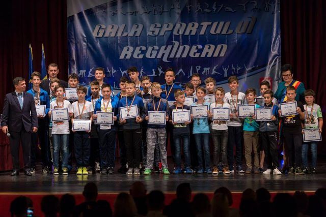 Performanța sportivă și artistică premiată la Reghin