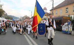 FOTO: Municipiul Târnăveni, model de unitate şi convieţuire etnică