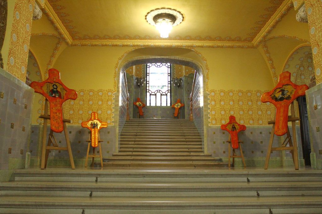 Expoziție de icoane în Holul Palatului Administrativ dedicată Centenarului Marii Uniri