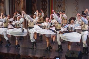 Ansamblul Artistic Profesionist „Mureşul” va participa la Festivalul Mediteranean de Folclor din Larnaca, Cipru