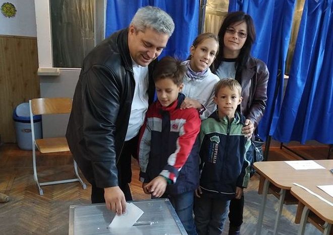 Cum a votat Sófalvi Szabolcs, primarul comunei Sângeorgiu de Mureş