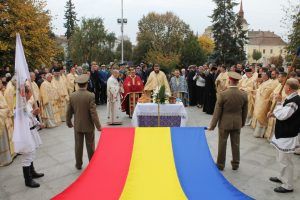 GALERIE FOTO: „Dăinuire prin unitate şi mărturisire prin jertfă” la Catedrala Mare din Târgu-Mureș
