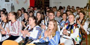 Centenarul Marii Uniri, marcat prin tradiții la „Petru Maior”