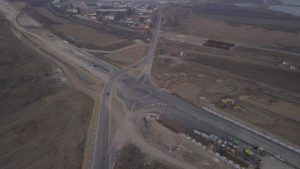 Pregătiri pentru deschiderea traficului pe autostrada din Mureş!