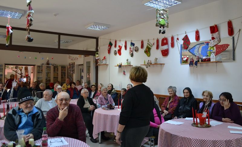 FOTO: Moș Nicolae a adus daruri binemeritate și B-unicilor