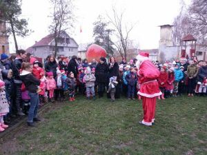 Cadouri de la Moș Crăciun pentru copiii din comuna Batoș
