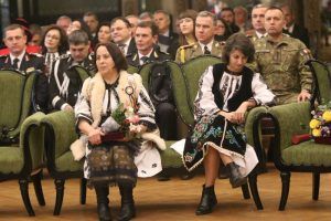 FOTO: Fibula de la Suseni pentru două doamne și doi domni – două românce, un maghiar și un sas