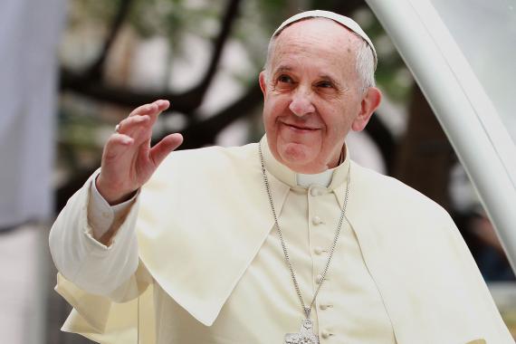 Papa Francisc i-a criticat duminică pe cei care au plecat în vacanţă în străinătate