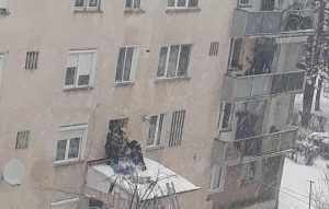 TRAGEDIE la Sighişoara: femeie decedată după ce a căzut de la etajul 4!
