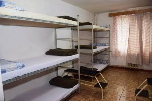 Hrană, căldură şi adăpost la Azilul de noapte din Târgu-Mureş!