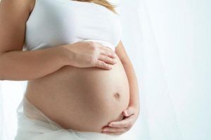 Propunere CNAS: adeverință care să ateste starea de graviditate