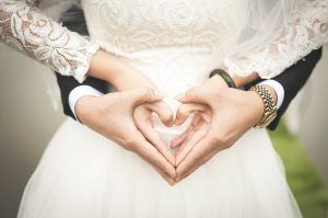 Patru opțiuni la alegerea numelui după căsătorie