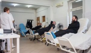 70 de preoţi ortodocşi din Mureş, donatori de sânge