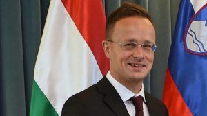 Ministrul Afacerilor Externe al Ungariei, invitat la Târgu-Mureş
