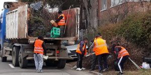 Curăţenie de primăvară la Târgu-Mureş. Programarea străzilor pentru săptămâna 25 – 30 martie