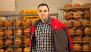 Eldi, lider la producția de pâine și produse de patiserie