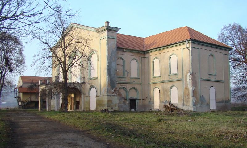 Castel din Mureş transformat în hotel de Biserică!