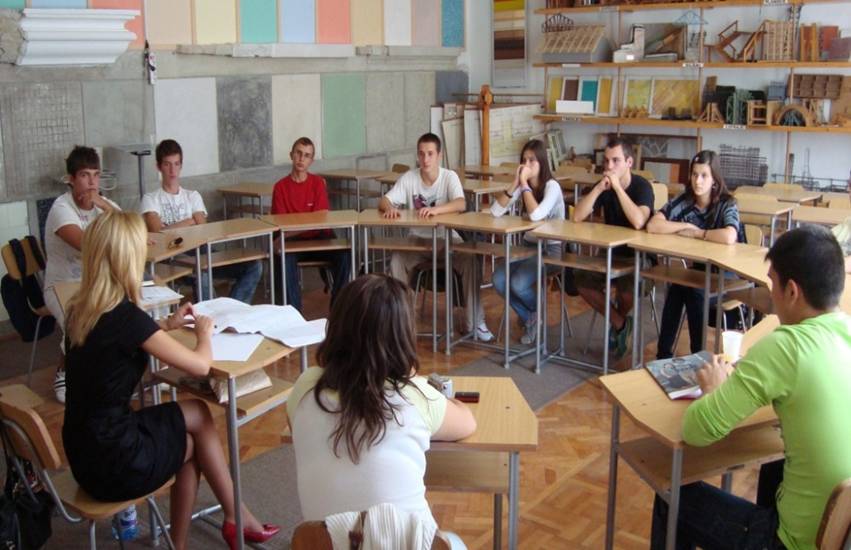 Liceul Tehnologic „Constantin Brâncuși” Târgu Mureş. Oferta educațională 2019-2020, prezentată în cadrul „Târgului de Arte și Meserii” din 28 mai