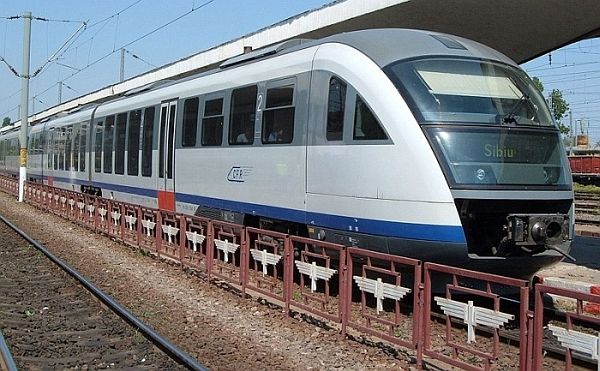 CFR Călători suplimentează capacitatea trenurilor pentru vizita Papei