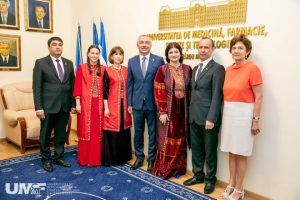 Delegaţie din Turkmenistan, la UMFST Târgu-Mureş
