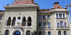 Administraţia creşelor din Târgu-Mureş angajează