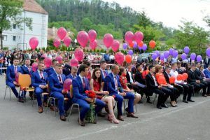 FOTO: Ultima zi de liceu  pentru absolvenții Colegiului Silvic Gurghiu