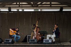 Jazzpar Trio aduce muzica lui Django Reinhardt la Târgu Mureș