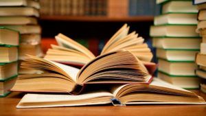 Donație masivă de carte către Biblioteca Județeană Mureș