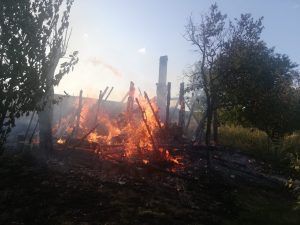 FOTO: Incendiu în Dâmbu