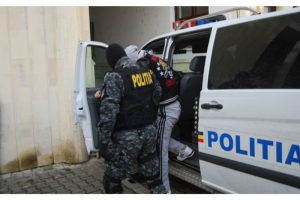 Falsificatori de euro prinși de polițiștii din Mureș!