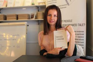 Bookfest: Târgumureșeanca Loredana Egri și-a lansat cartea „Învață vânzări din greșelile mele”