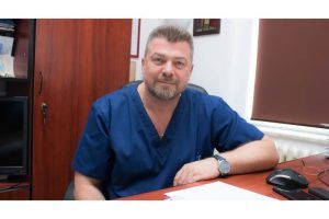 Călin Molnar, șeful Clinicii de Chirurgie Generală I a Spitalului Clinic Județean de Urgență Târgu-Mureș: ”Sper ca în curând jumătate dintre intervențiile chirurgicale din această Clinică să fie rezolvate laparoscopic”