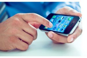 Mureșean reținut pentru înșelăciune cu telefoane mobile