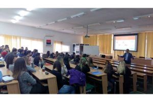 ”Săptămâna Globală a Antreprenoriatului”, la UMFST Târgu-Mureș