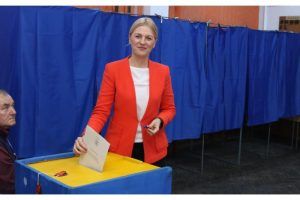 FOTO: Mara Togănel (președintele OFL Mureș), vot pentru continuitatea proiectelor județului Mureș