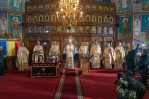 ÎPS Irineu, în mijlocul credincioșilor din Iernuțeni de Sfântul Nicolae