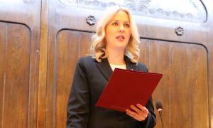 VIDEO: Mara Togănel, jurământ pentru funcția de prefect al județului Mureș