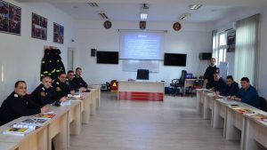 Curs de prim ajutor calificat la sediul ISU Mureș